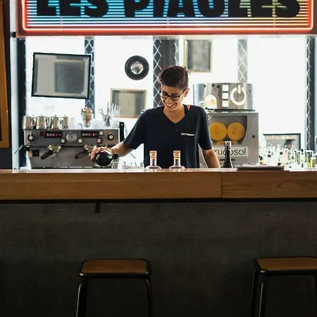 The People Belleville * Parigi